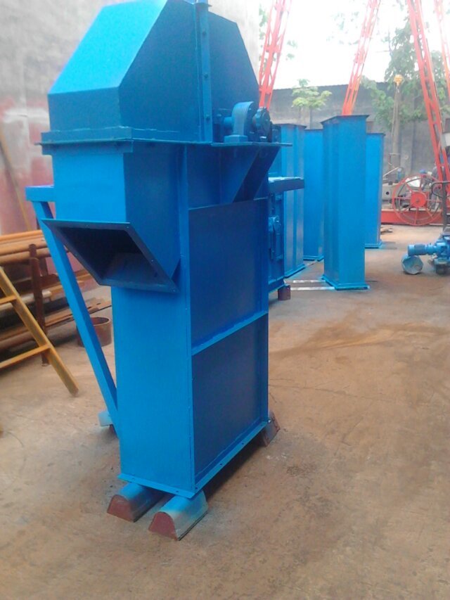 催化劑顆粒行業(yè)的應用與垂直斗式提升機有什么不同？(催化劑顆粒行業(yè)提升機)